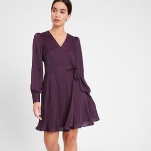 NWT lined deep purple Banana Republic wrap dress